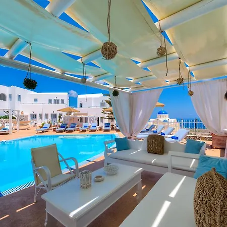 Dream Island Fira (Santorini)